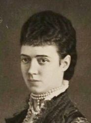 Неизвестный гравер второй половины XIX в.  Императрица Мария Федоровна (1847-1928). С фотографии С.Л. Левицкого. Конец 1870-х – начало 1890-х. Бумага, фотогравюра. 68х57 (овал). Издание А.К. Беггрова, С.-Петербург. ОМИИ. Фрагмент